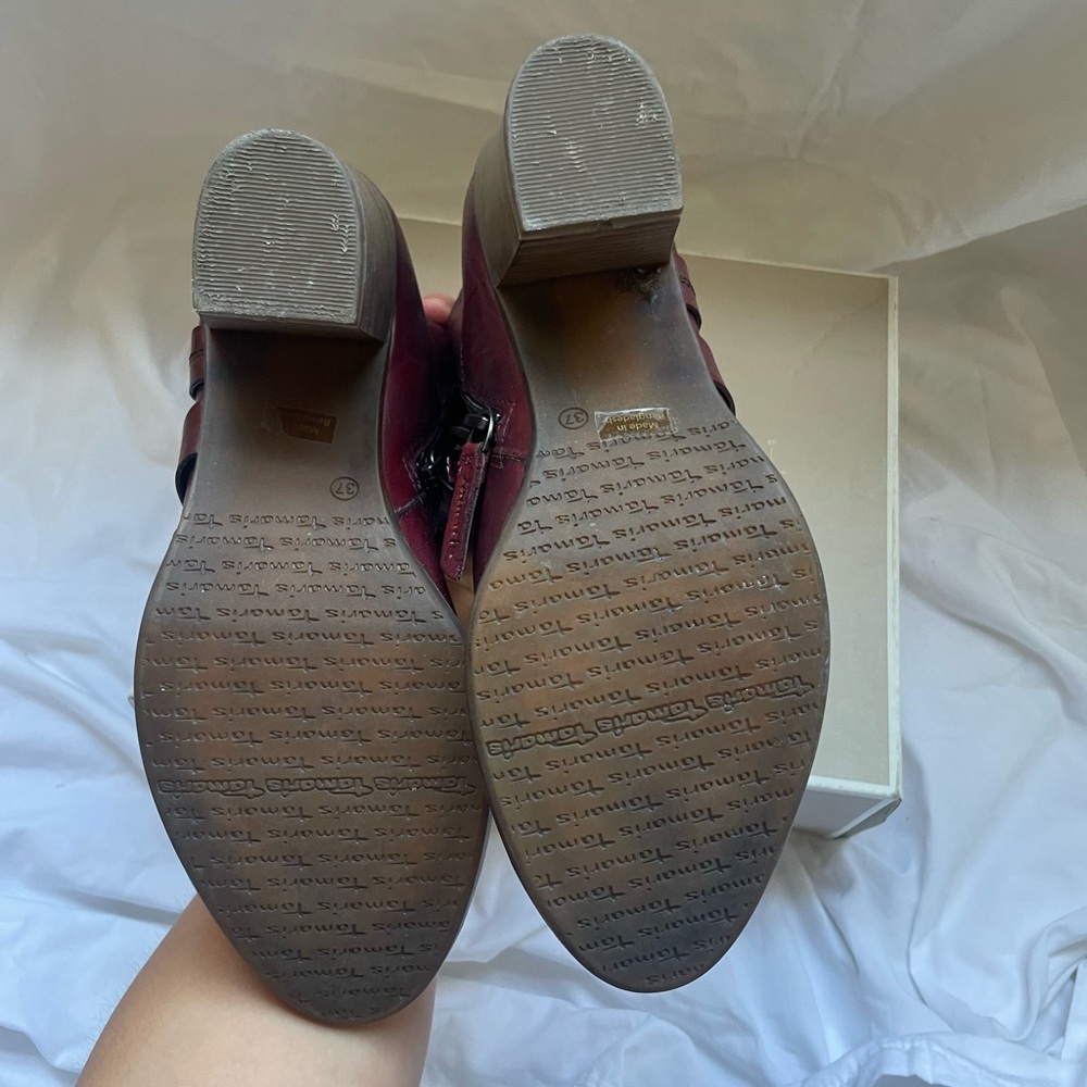 Ankle Booties with Vintage Charm and western flare - Picture 8 of 9